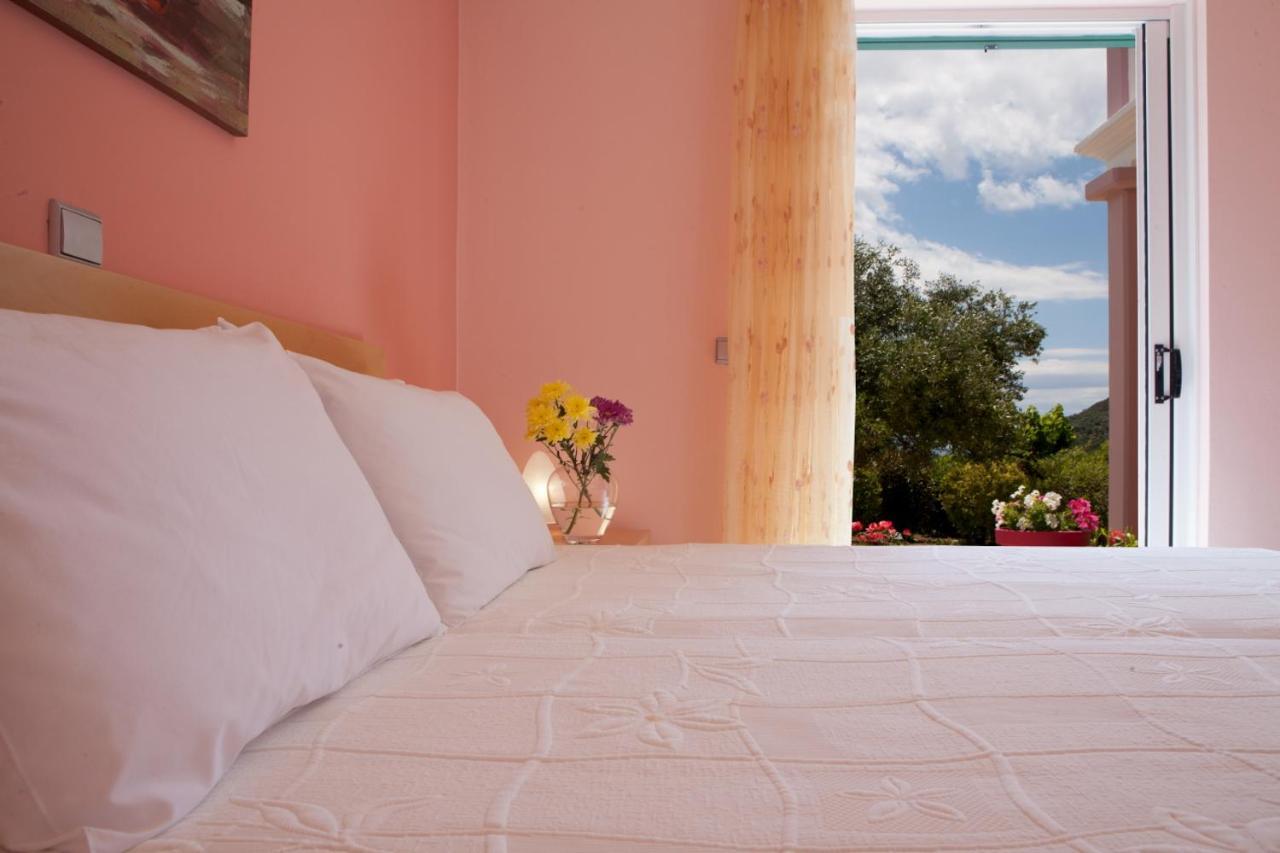 Pantheon & Danae Luxury Villas Sivota Exterior foto